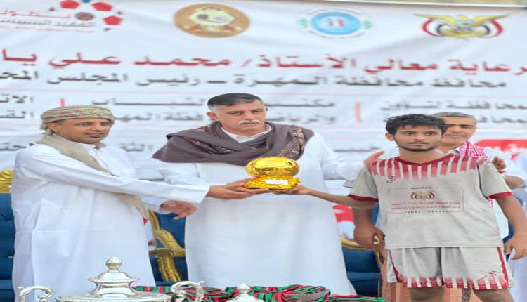 عزام المهري… موسيقار الوسط وموهبة تُدهش وتُمتع وتلمع