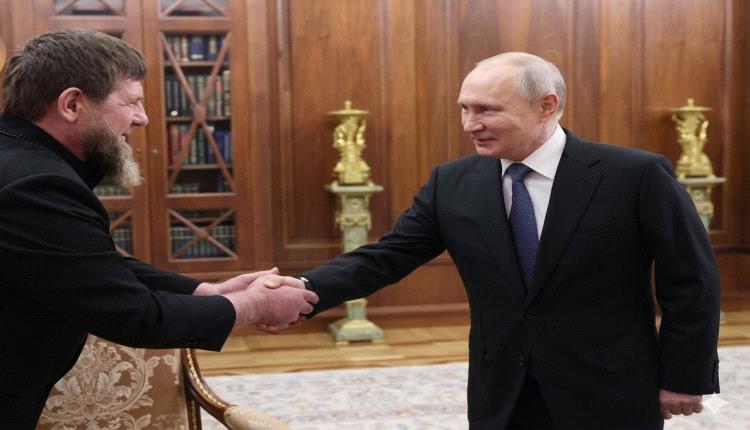 بوتين: أكثر من 71 ألف مقاتل من الشيشان يشاركون في حرب أوكرانيا