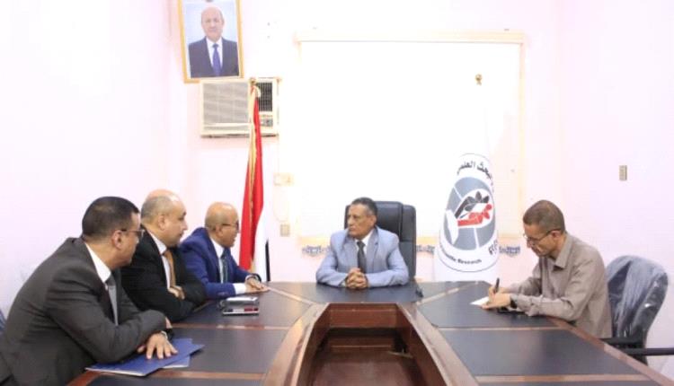 وزير التعليم العالي يناقش مع الأكاديمية العربية للعلوم المالية تعزيز التعاون ودعم المبادرات البحثية