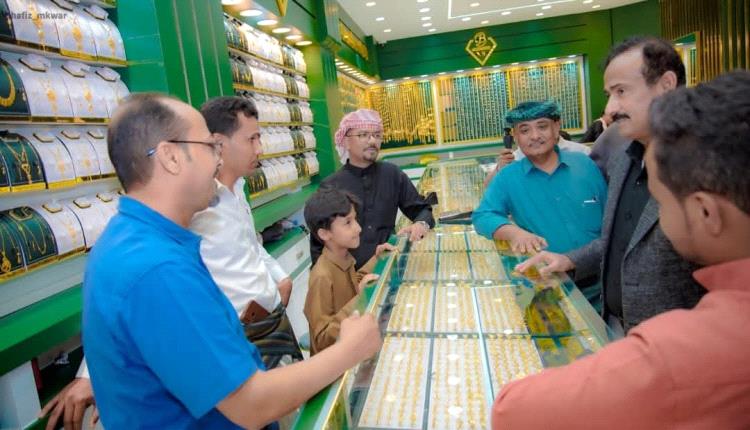 المحافظ بن الوزير يتفقد  المركز التجاري شبوة مول ويشيد بحجم الإنجاز والتجهيزات الحديثة