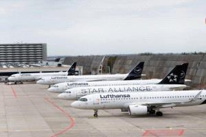 أوروبا على حافة الهاوية.. 10 أيام قبل نفاد وقود الطائرات في دول عدة