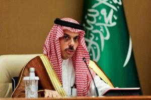 وزير الخارجية السعودي يجري اتصالات مع نظرائه في إيران ومصر والكويت لبحث تطورات المنطقة