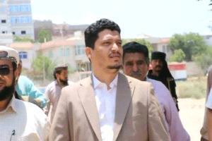 مدير عام البريقة يلوّح بالاستقالة ويؤكد تمسكه بالمبادئ وسط تفاعلات واسعة في عدن