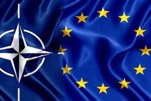 خبير إيطالي: الناتو يفقد توازنه ويتحول إلى مظلة نفوذ أمريكية وسط خلافات متصاعدة بين الحلفاء