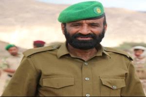 قائد الكتيبة الأولى صقور المقدم علي مشجب يعزي بأستشها الجندي البطل صقر نصر السميطي