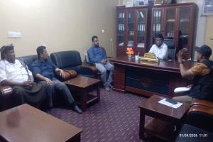 خنفر: تسليم موقع المرحلة الأولى من مشروع تعزيز النظام الصحي والسلم المجتمعي