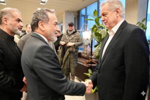 عراقجي في سانت بطرسبرغ لبحث ملفات إقليمية مع بوتين