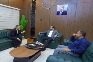 وزير الخدمة المدنية يوجّه باستكمال إجراءات صرف معاشات (6925) من العائدين المشمولين بالقرار رقم (7)