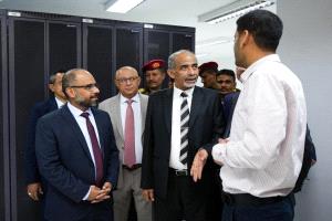 الصبيحي يتفقد وزارة الاتصالات بعدن ويشدد: تحسين الإنترنت والشبكات في المحافظات المحررة أولوية قصوى