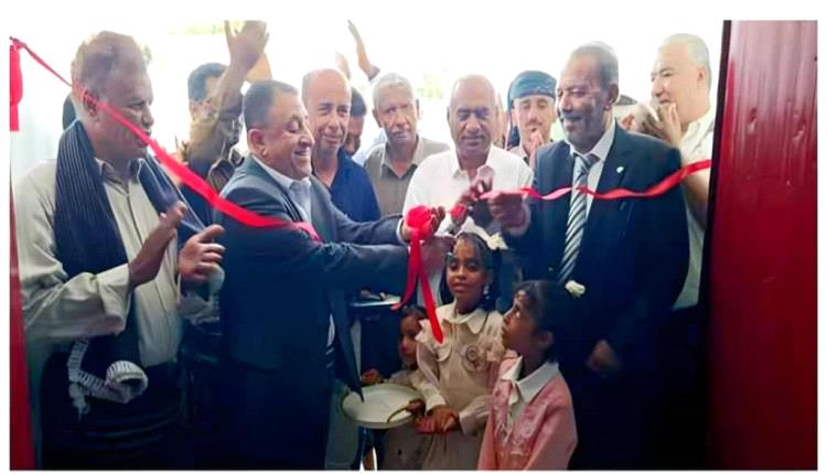 أمين عام محلي أبين يفتتح الوحدة الصحية بمنطقة دهل أحمد في زنجبار لتعزيز خدمات الرعاية الأولية