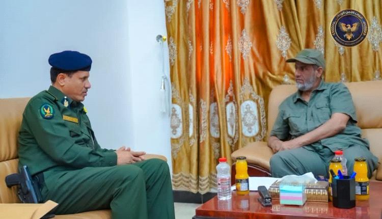 اللواء الجمالي يلتقي مدير أمن أبين ويبحث خطة شاملة لإعادة تنظيم وهيكلة المنظومة الأمنية بالمحافظة