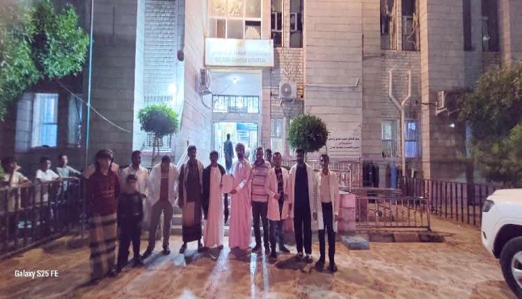 مستشفى السلطان قابوس بمديرية شحن يتسلم مساعدات دوائية مقدمة من الهيئة العمانية للاعمال الخيرية