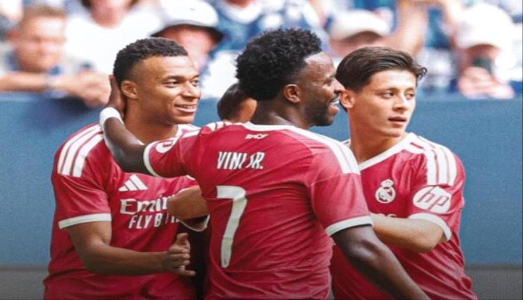 ريال مدريد يختتم تحضيراته للموسم الجديد بفوز مريح على شالكه