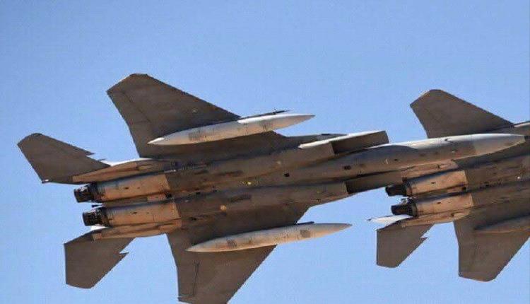 البحرية الأمريكية تطور صاروخ جو جو بعيد المدى لتعزيز التفوق الجوي