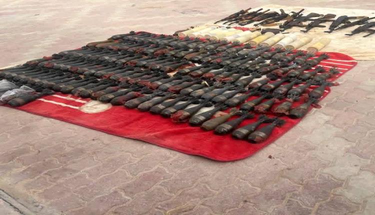 قوات درع الوطن تضبط سيارة محمّلة بالأسلحة والذخائر في مديرية شحن