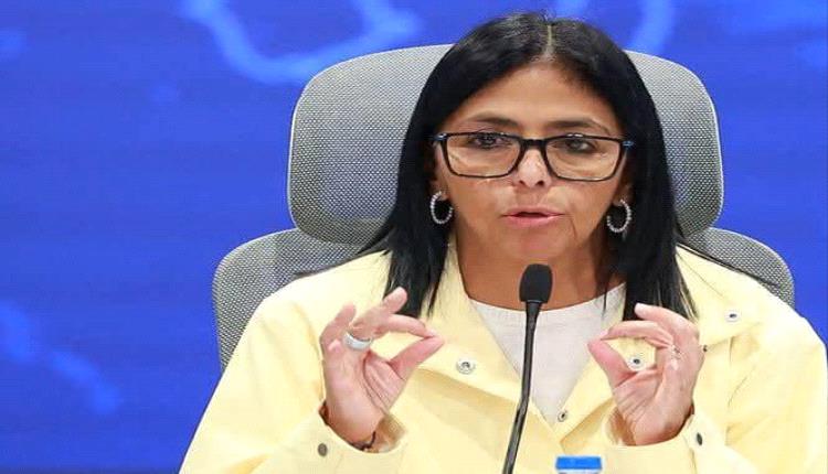 رئيسة فنزويلا تكشف تفاصيل اتفاق نفطي طويل الأمد مع واشنطن