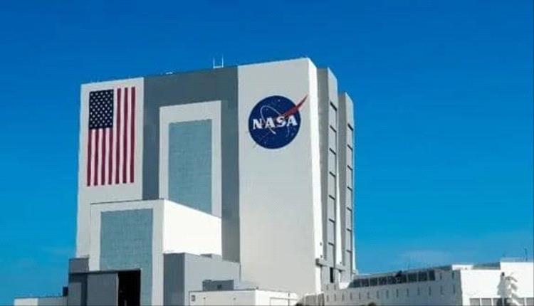 ناسا تبدأ عدًا تنازليًا تجريبيًا تمهيدًا لإطلاق أول مهمة مأهولة حول القمر منذ 1972