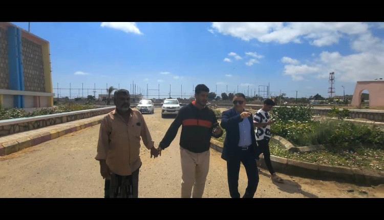 الأمين العام للمجلس المحلي بمحافظة أبين يقوم بزيارة تفقدية ميدانية لساحة الشهداء