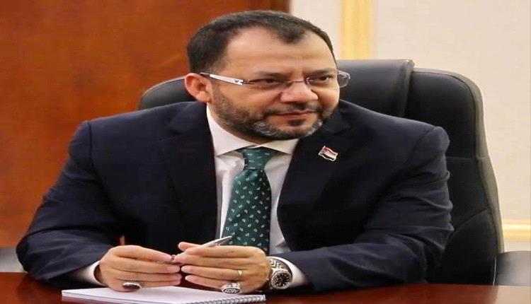 مدير عام كهرباء أبين يهنئ المهندس عدنان الكاف بمناسبة تعيينه وزيرًا للكهرباء