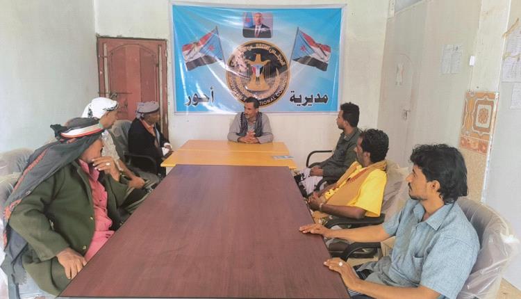 انتقالي أحور يعقد اجتماعا لمناقشة التحضيرات للمشاركة في مليونية الثبات والوفاء بزنجبار