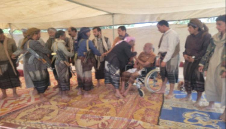 رئيس تنفيذية انتقالي شبوة يقدم واجب العزاء لأسرتي الشهيدين عشبة وبافياض