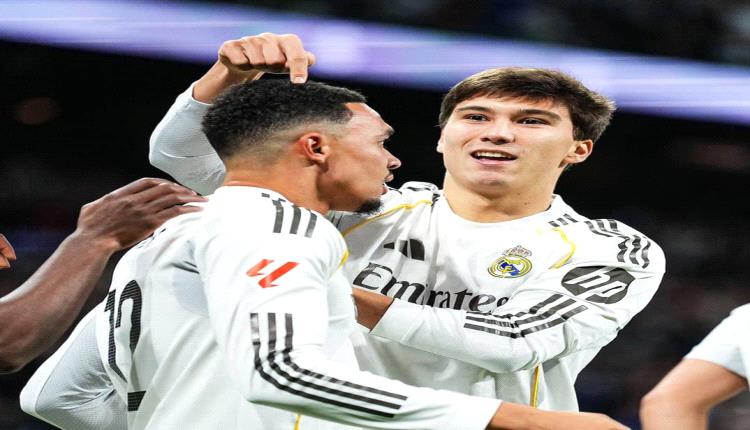 ريال مدريد يكتسح ريال سوسيداد برباعية ويتصدر الليغا مؤقتًا