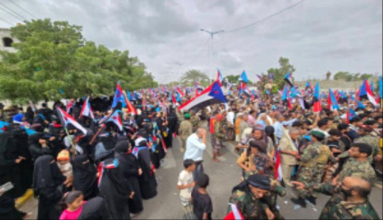 مليونية «الثبات والصمود» في زنجبار تؤكد التمسك بالمسار السياسي وتجدد التفويض للقيادة