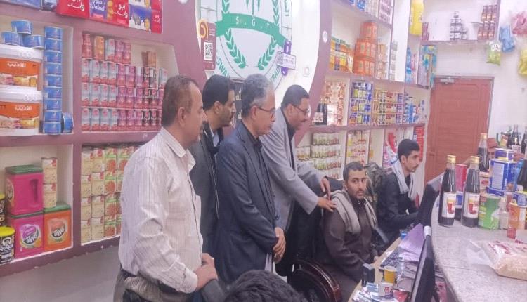 بتوجيهات المحافظ بن الوزير.. حملة رقابية مشددة لضبط أسعار السلع في عتق قبيل رمضان