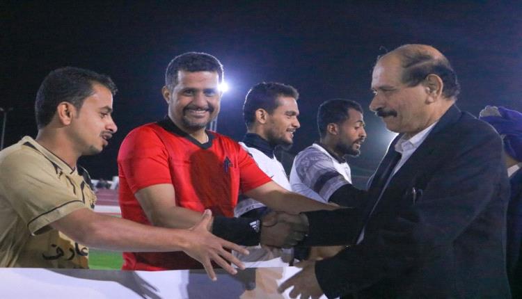 برعاية المحافظ بن الوزير.. انطلاق البطولة الرمضانية الأولى للفرق الشعبية على ملاعب لوسيل بمدينة عتق