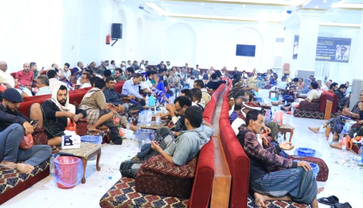 قيادة المؤسسة الاقتصادية تستقبل جموع المعزّين في وفاة مدير أمنها العقيد الركن فاروق الداعري