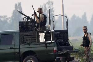 الجيش الباكستاني يعلن تدمير أكثر من 30 دبابة وآلية أفغانية