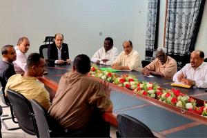 مدير عام دارسعد يؤكد أهمية التفاعل المجتمعي والجهات ذات العلاقة, في إنجاح حملة النظافة الشاملة التي دعا إليها وزير الدولة محافظ العاصمة عدن