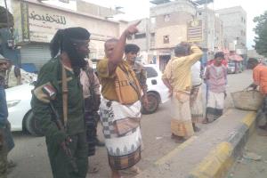 مكتب الأشغال العامة ينفّذ حملة شاملة لتنظيم الأسواق بمدينة جعار