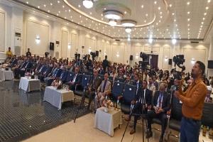 عدن .. نحو تعافي اقتصادي مستدام: دور القطاع المصرفي في إعادة الإعمار