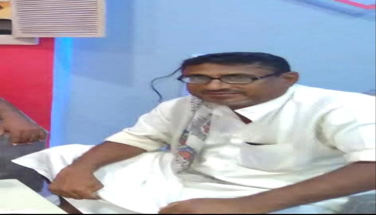 مدير عام تربية أبين يعزّي في وفاة مدير تربية أحور الأستاذ ناصر علي داحي