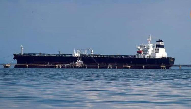 روسيا تتهم قوات أمريكية بمطاردة ناقلة نفط روسية في شمال الأطلسي وتُبدي قلقًا بالغًا