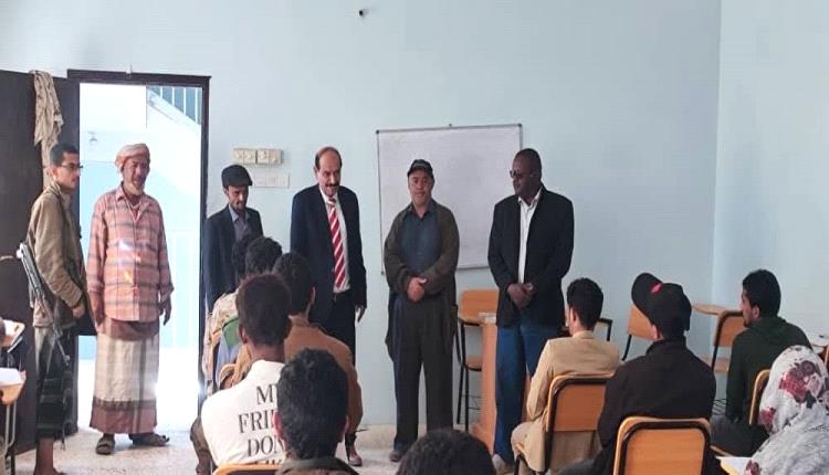 الوكيل الدغاري وحبتور يدشّن امتحانات المعهد التقني الصناعي بشبوة