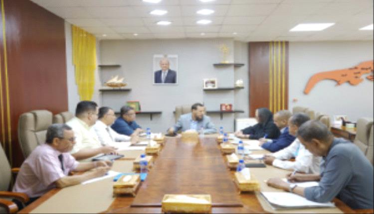 محافظ عدن يشدد على تعزيز الشراكة مع اليونيسف لدعم الأطفال وتحسين الخدمات