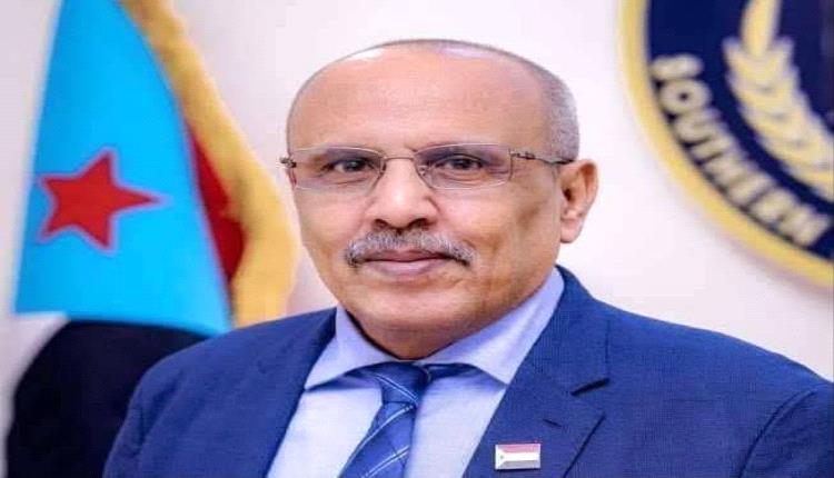الكثيري يعزّي في وفاة الشيخ المناضل عمر بخضر (أبو فخري)
