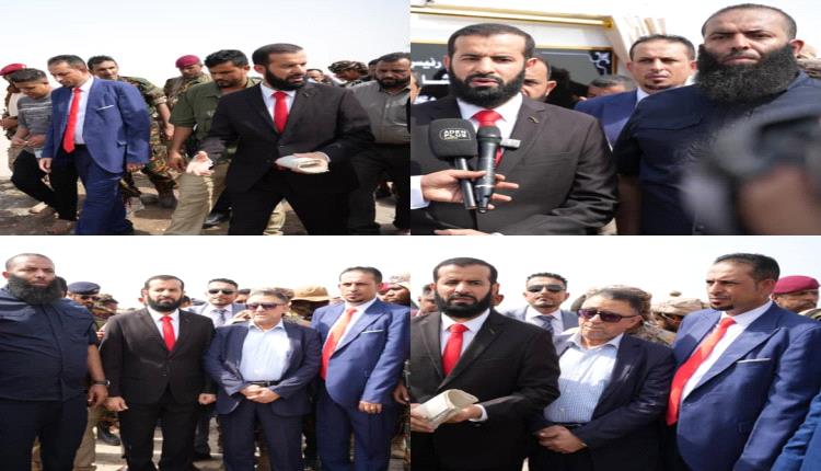 بعد 30 عاماً من الانتظار.. محافظ أبين يضع حجر أساس تعويضات "العلم" ويعطي الأولوية للمواطن