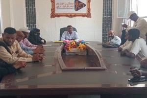 مدير عام مكتب الثقافة بأبين بامطيرة يناقش ترتيبات مشاركة بعثة المكتب في مهرجان البلدة السياحي بحضرموت