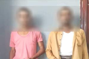شرطة المعلا تطيح بمتهمين امتهنا سرقة الهواتف المحمولة وتضبط بحوزتهما المسروقات.