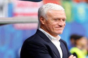 ديشامب يهاجم التحكيم بعد وداع المونديال: هل كان الحكم مؤهلًا لإدارة نصف النهائي؟