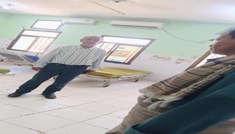 مدير عام زنجبار يتفقد مستوى الانضباط الوظيفي بمستشفى زنجبار العام عقب إجازة عيد الأضحى