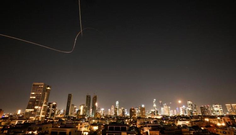​تصعيد عسكري واسع.. إيران تقصف إسرائيل بالصواريخ رداً على ضربة الضاحية وتل أبيب تتوعد بمعركة ممتدة