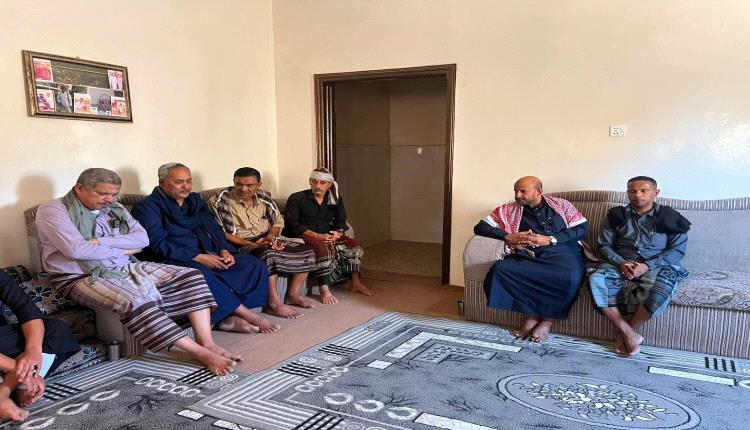 قيادة انتقالي وادي وصحراء حضرموت تزور أسرة الشهيد مناف باسبعين وتطالب بمحاسبة الجناة