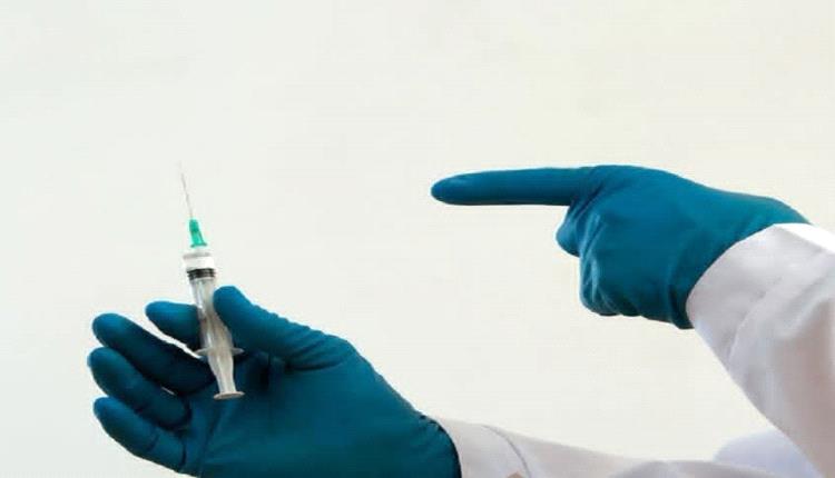 روسيا توسّع استخدام لقاح «أونكورنا» المعتمد على mRNA ليشمل المراحل المبكرة من سرطان القولون