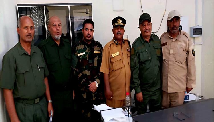 بتوجيهات قيادة شرطة عدن استكمال إجراءات الاستلام والتسليم لمدراء أقسام الشرطة.