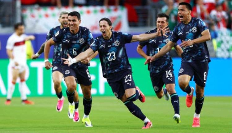 باراغواي تقصي تركيا من المونديال رغم النقص العددي بهدف تاريخي