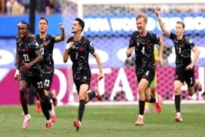 كندا تحقق إنجازاً تاريخياً بفوز قاتل على جنوب إفريقيا وتبلغ ثمن نهائي مونديال 2026